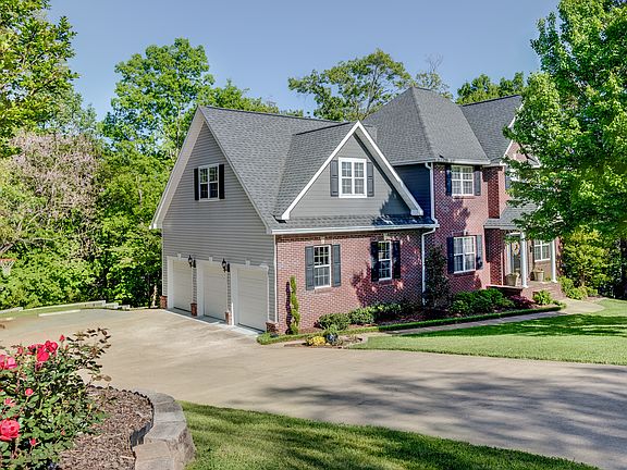 3rd image of 7105 Wolftever Landing Dr