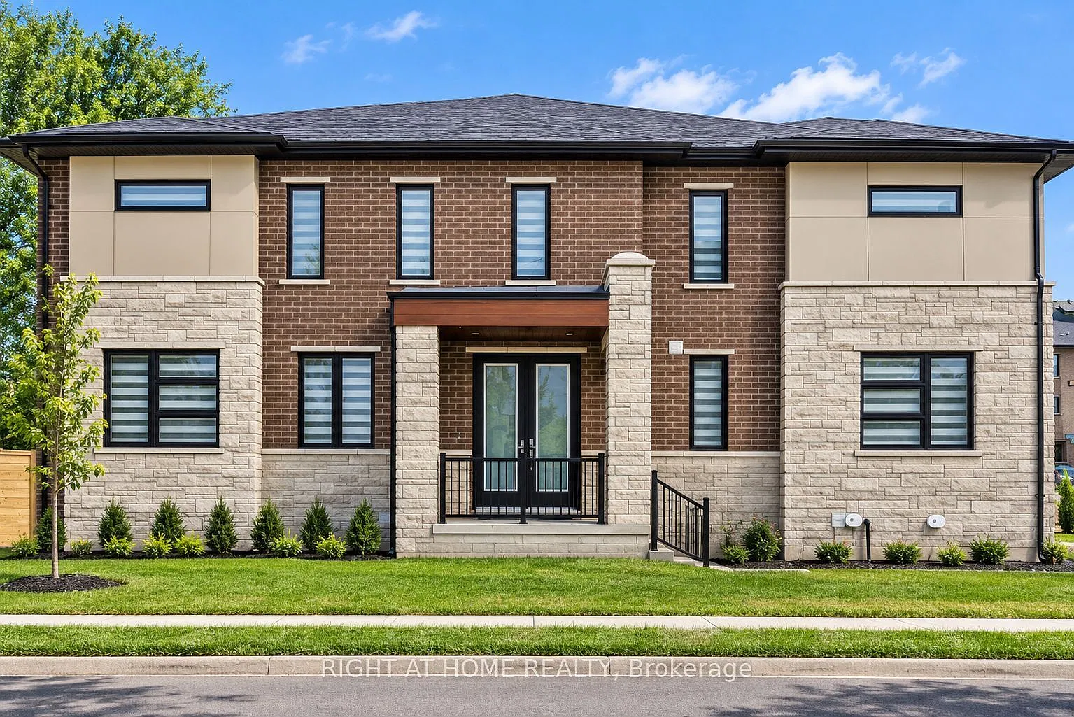 7 bed, $4,500 — Photo 1