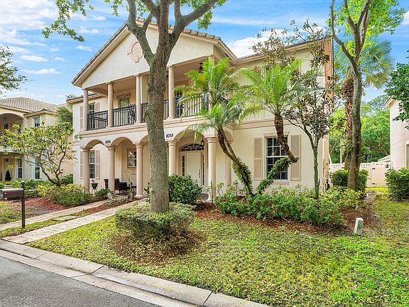 2nd image of 8058 Murano Circle