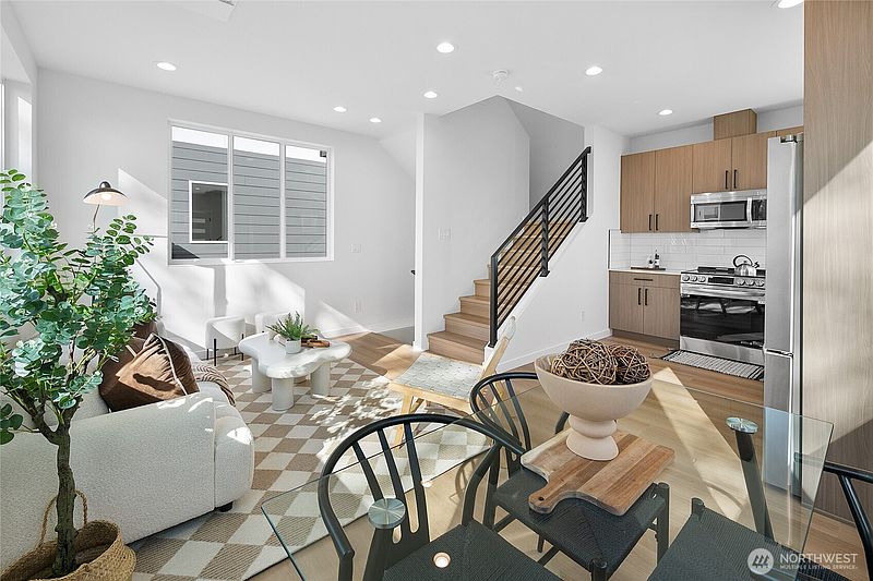 3rd image of 1804 28th Avenue S