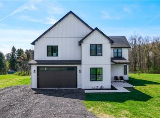 4620 Pioneer Trl, Mantua, OH 44255