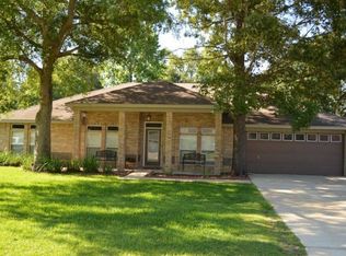 208 Majestic Ct, Pensacola, FL 32534