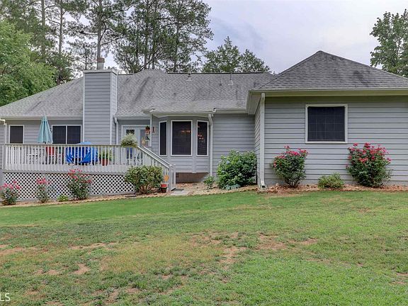 2nd image of 455 N Oakland Cir
