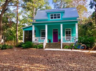 713 Inez Pl, Dauphin Island, AL 36528