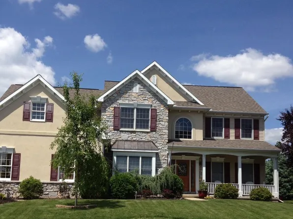 107 Gold Finch Dr, Palmyra, PA 17078