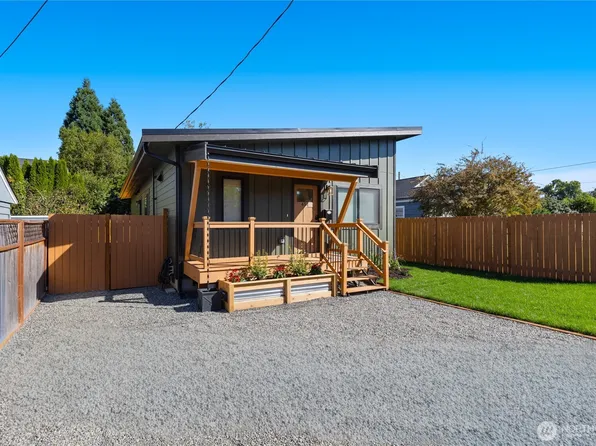 454 S Regent Street, Burlington, WA 98233
