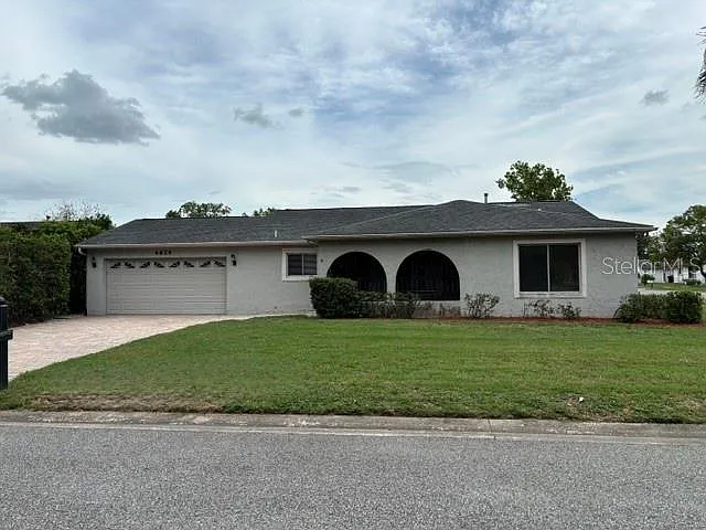 4824 Gallant Ln — Photo 1