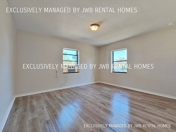 5th image of 1206 Glencoe St Unit 2