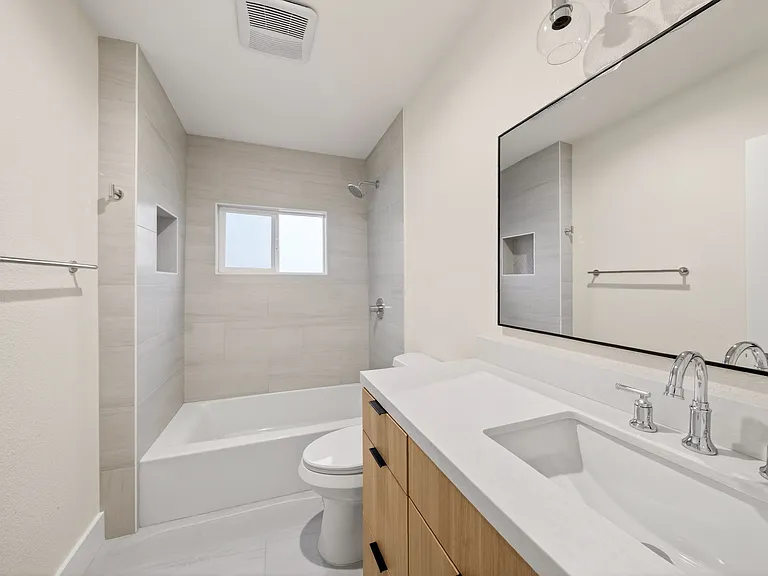 3200 Weldon Ave — Photo 10