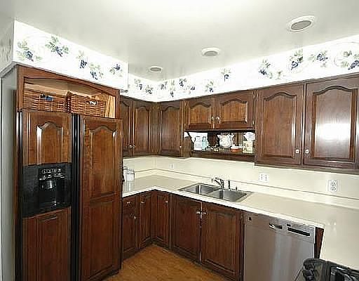 4th image of 7159 Lake Shore Dr
