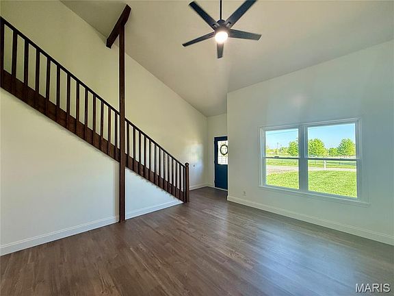 5th image of 1305 W New St