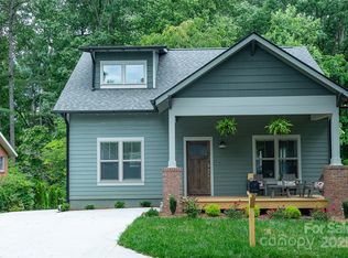 233 Grove St, Brevard, NC 28712