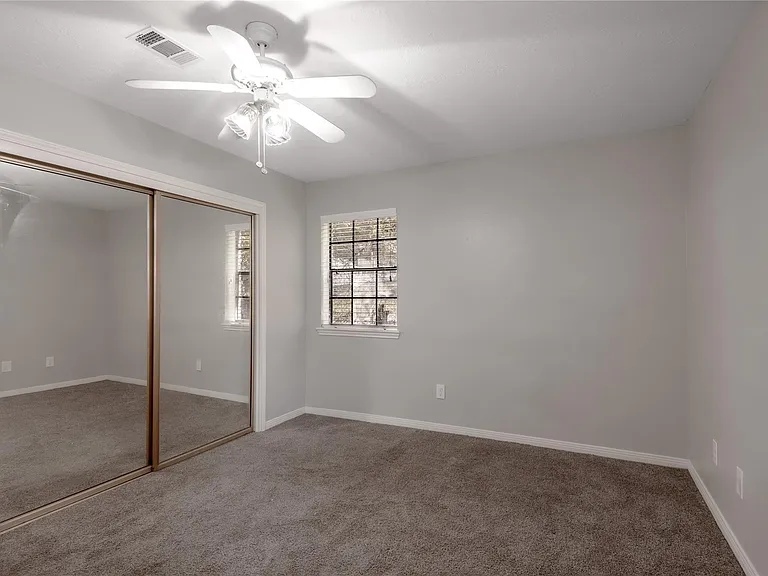 2401 Sycamore Ave #C2 — Photo 17