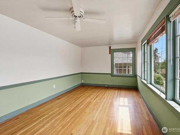 4th image of 308 NE 50th Street