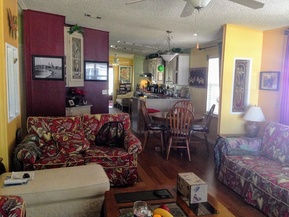 Building Photo - 225 Dreama Dr #225