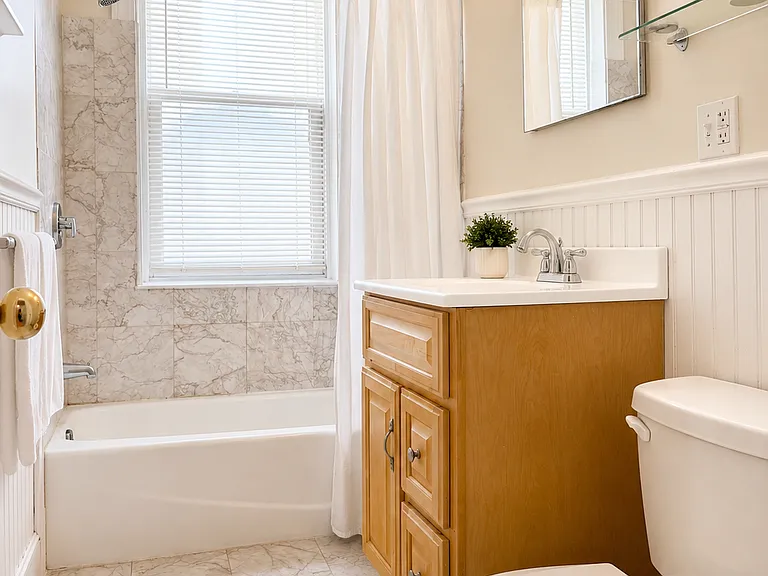 281 Harvard St #31 — Photo 3