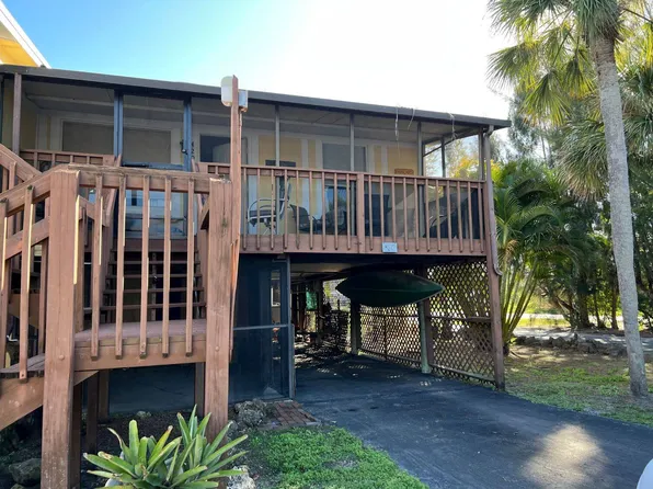 202 Broadway Ave E #420, Everglades City, FL 34139