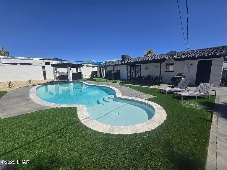 2715 Shasta Ln — Photo 59