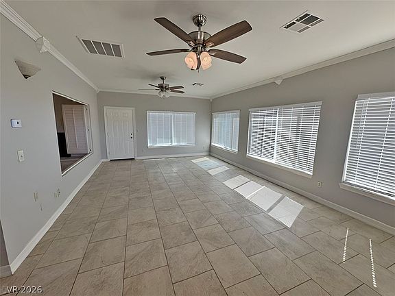 4th image of 2431 La Casa Dr