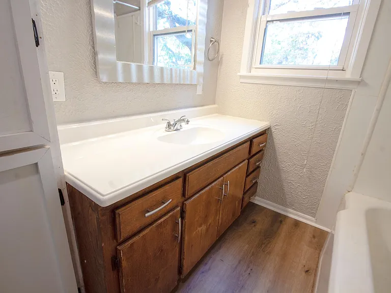 905 N Wilson Ave #A — Photo 20