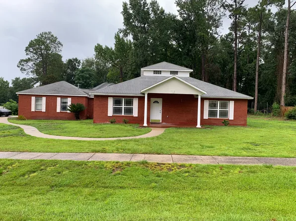 2030 Heatherbrook Dr, Tallahassee, FL 32312