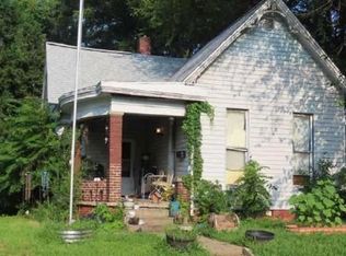 1134 N 8th St, Terre Haute, IN 47807