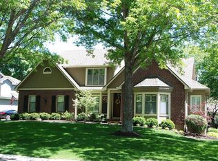 13109 Falmouth St, Leawood, KS 66209