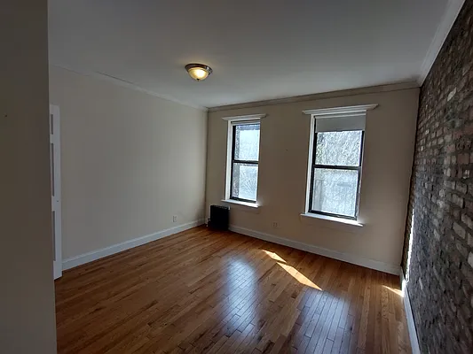 Rented by Crosstown Apartments NYC | media 11