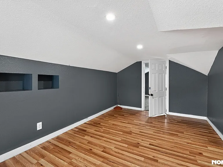 3839 Reed St — Photo 13