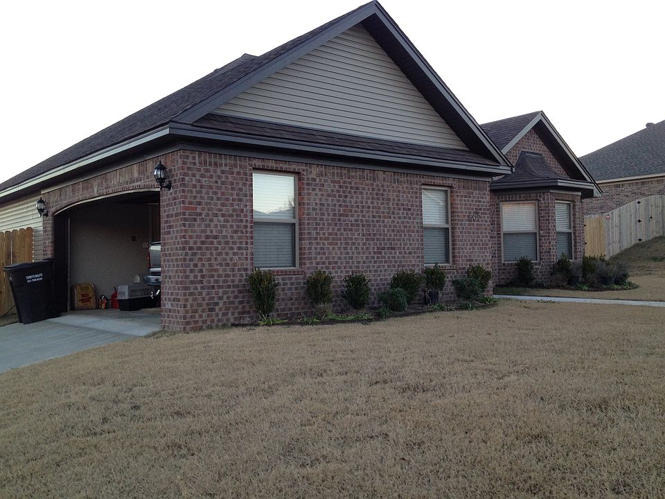 2nd image of 607 Hideaway Cir