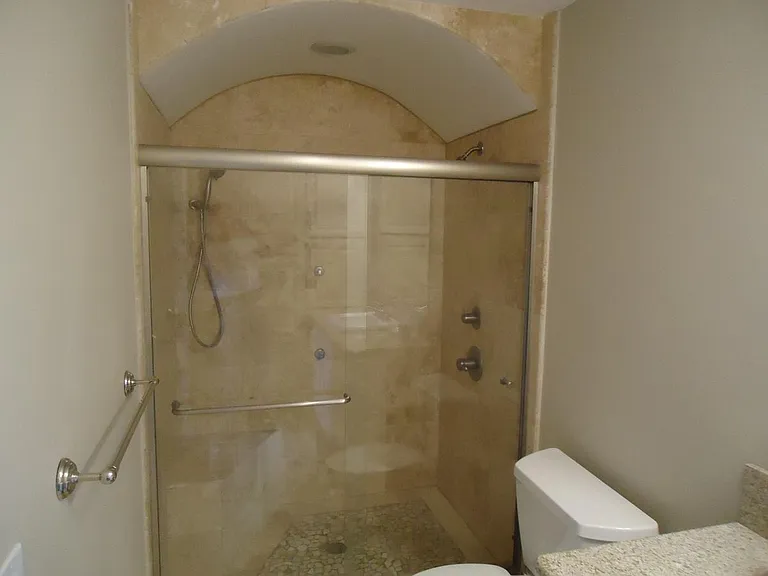 2475 Jefferson St #104 — Photo 5