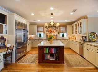 511 Aliso Ave, Newport Beach, CA 92663