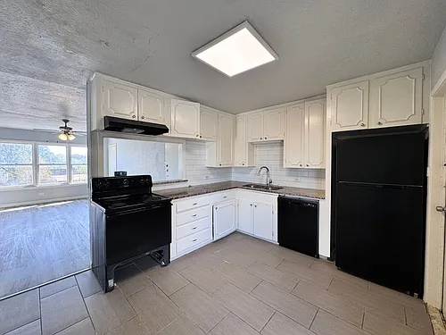 3120 Santa Fe St #12 Photo 1