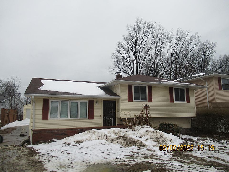 1st image of 1862 Kennedy Dr