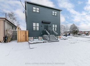 781 Oliva St #BASEMENT, Pickering, ON L1W 2V9