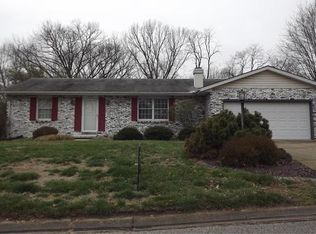 2210 Gillis St, Alton, IL 62002