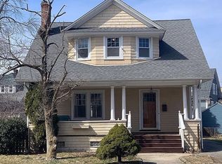 122 Gilman St, Bridgeport, CT 06605