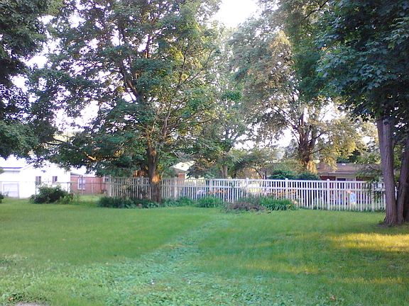 3rd image of 6705 E Lewis Dr