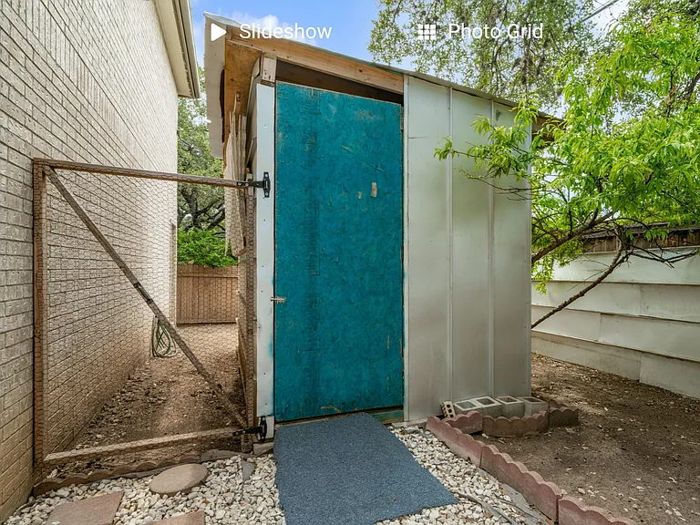 14043 Oakhill Way — Photo 37