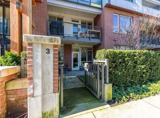 2651 Library Ln #3, North Vancouver, BC