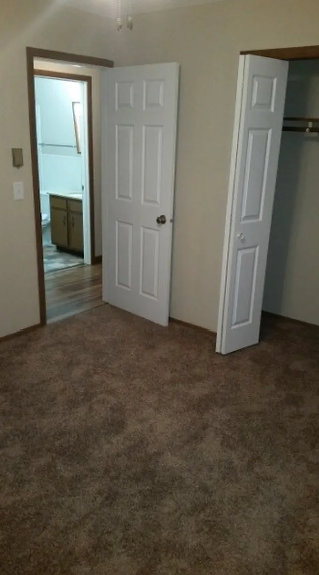 2 bed, 700 sqft, $750 — Photo 4