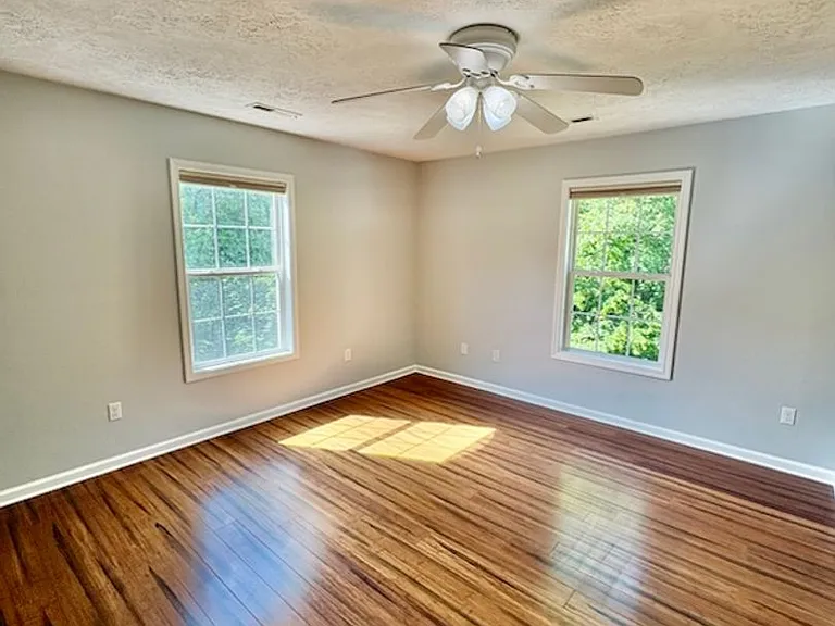 160 Burning Oaks Dr — Photo 17