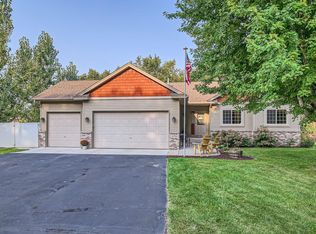 22754 Poppy St NW, Saint Francis, MN 55070
