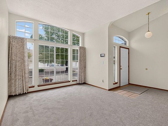 5th image of 7204 Sol Poniente Rd NW