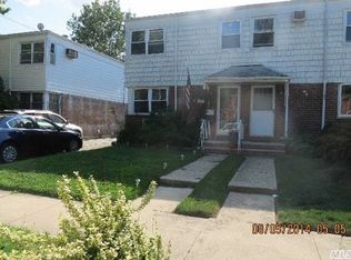 6754 213th St, Oakland Gardens, NY 11364