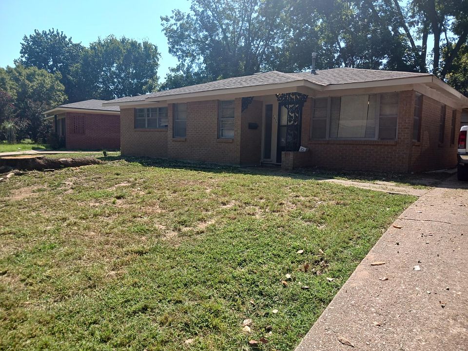 1st image of 2616 W Cavett Dr