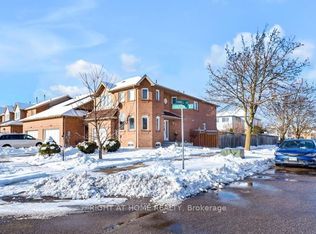 2 Wooliston Cres, Brampton, ON L6Y4J3