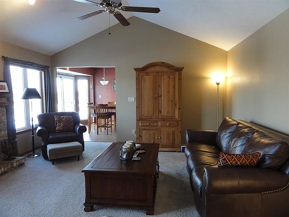 5th image of 1106 Westridge Dr
