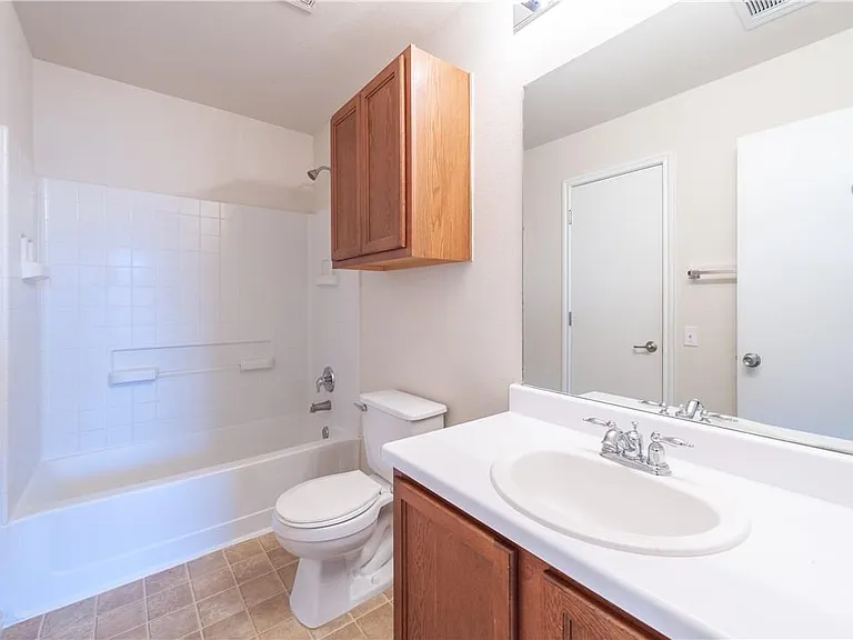 7409 Elk Pass Dr — Photo 9