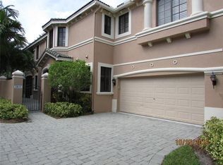 2817 Center Court Dr #1-26, Fort Lauderdale, FL 33332